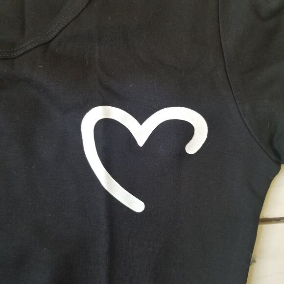 T-shirt Crewneck Heart Princess-cut fitted Extra Slim, color Black - Size PL - Picture 3 of 3
